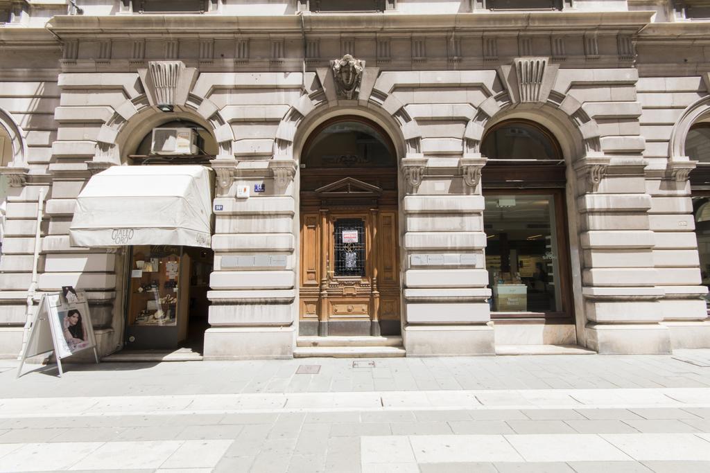 Residenza Degli Artisti Otel Trieste Dış mekan fotoğraf