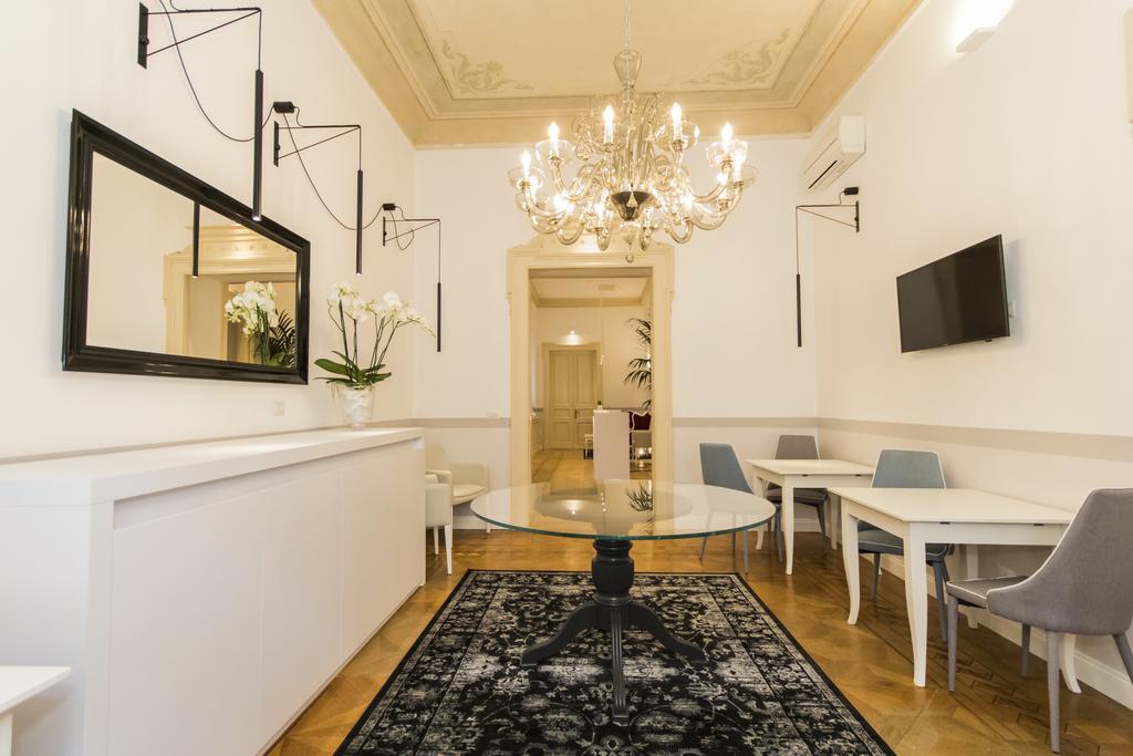 Residenza Degli Artisti Otel Trieste Dış mekan fotoğraf